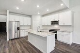 Foto principal - 701 Easthill Dr
