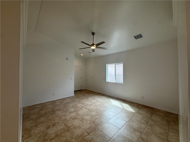Building Photo - 3595 N Verdugo Rd