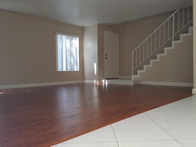 Building Photo - 16582 Lorelei Ln