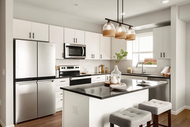Tencel - 2 Bed / 2 Bath - 1,053 Sq.Ft. - Rya Apartments
