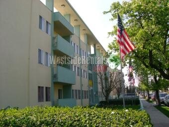 Primary Photo - 14360 Valerio St