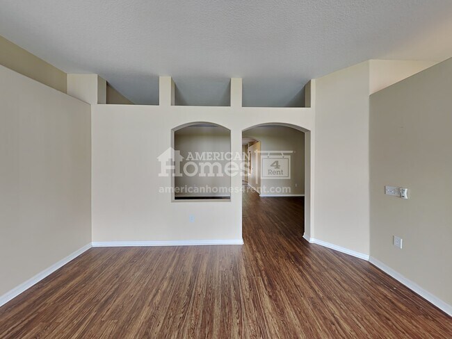 Building Photo - 4526 Beaumaris Drive