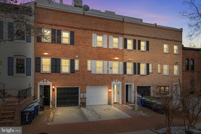 Building Photo - 2420 I St NW