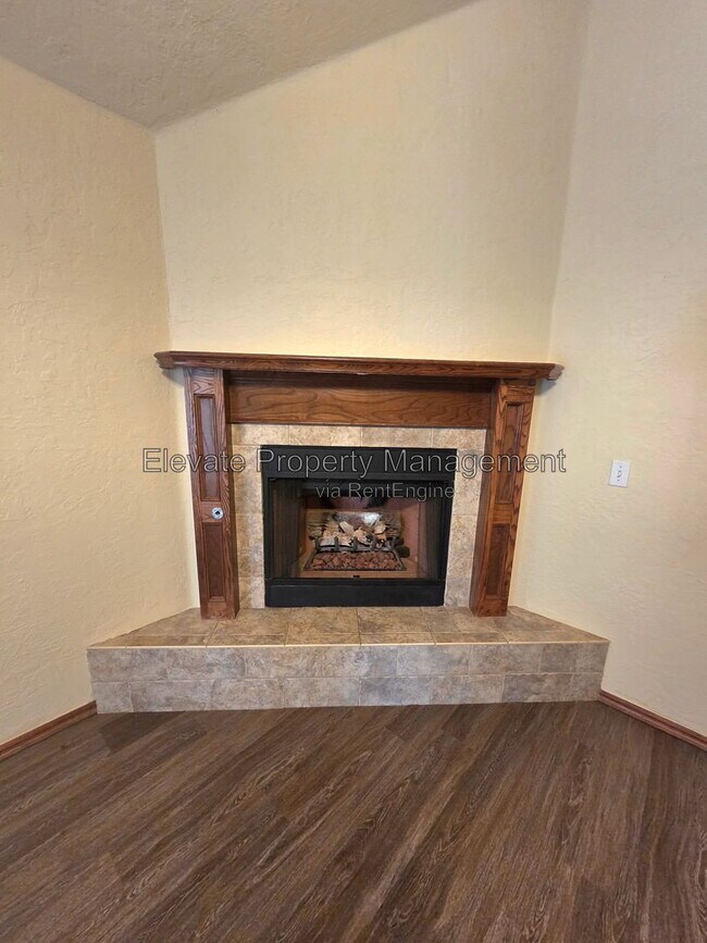 Building Photo - 804 SW 151st St