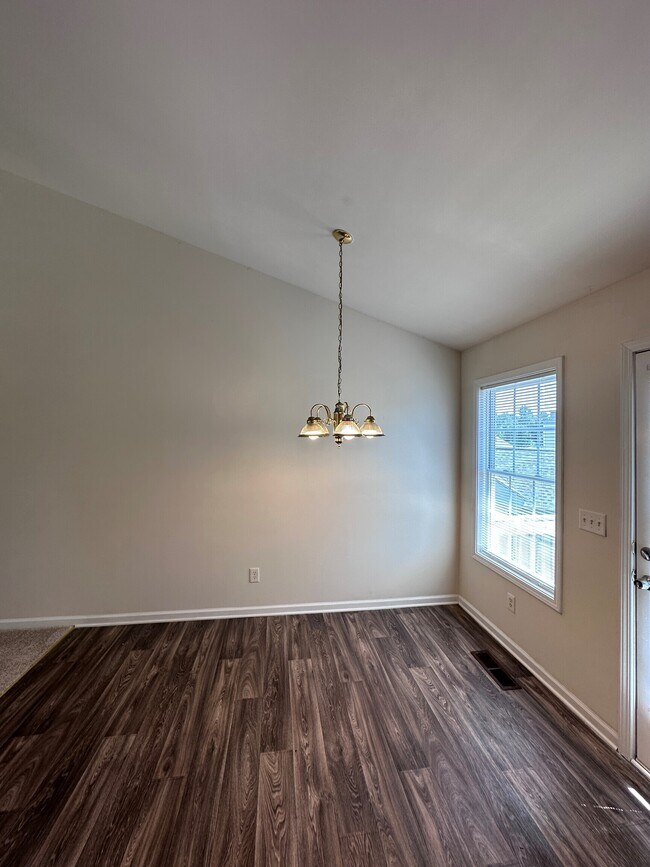 Foto del edificio - 6651 Breckenridge Dr