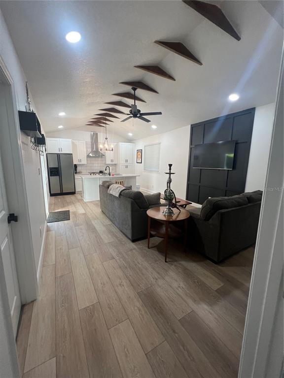 Foto del edificio - 311 E Floribraska Ave