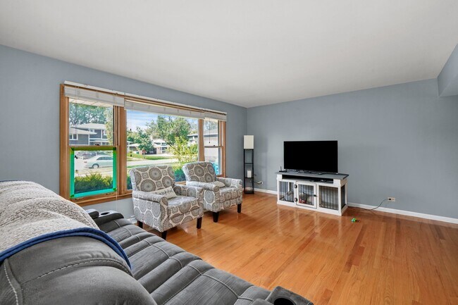 Building Photo - 675 Edgewood Ave