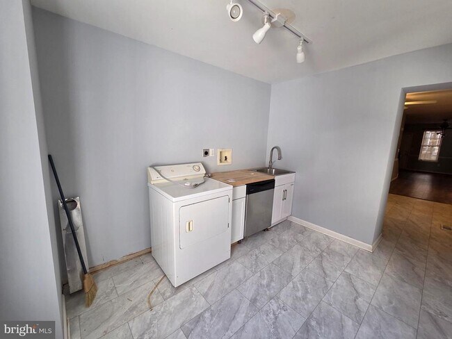 Foto del edificio - 1116 N Walnut St