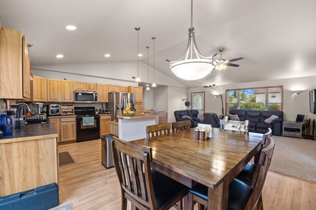 Building Photo - 311 Cruiser Ln