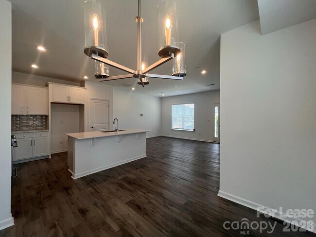 Foto del edificio - 16305 Leading St