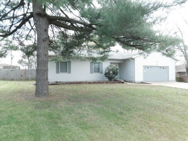 Foto del edificio - 1134 N Elizabeth Ave