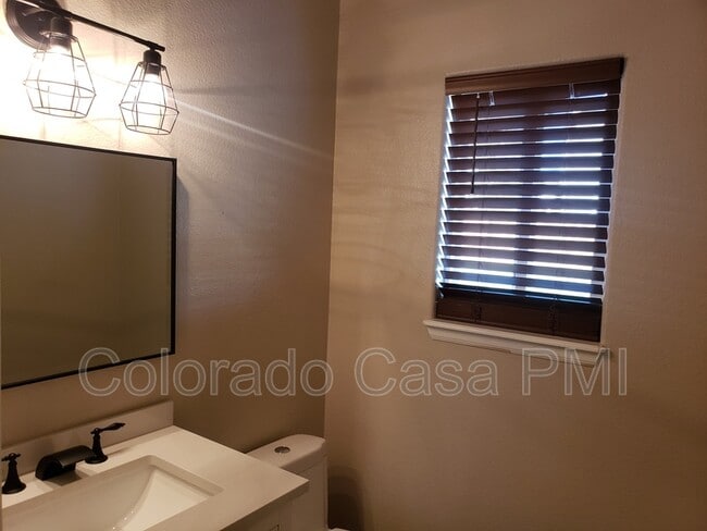Building Photo - 6984 Sierra Meadows Dr