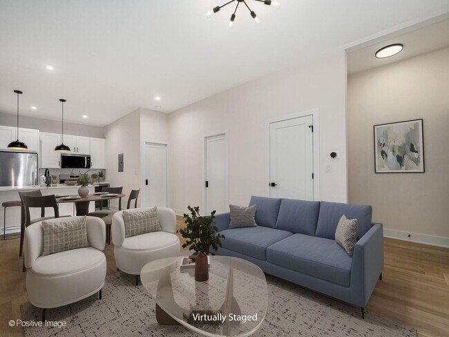 Foto del edificio - 2142 N Maplewood Ave