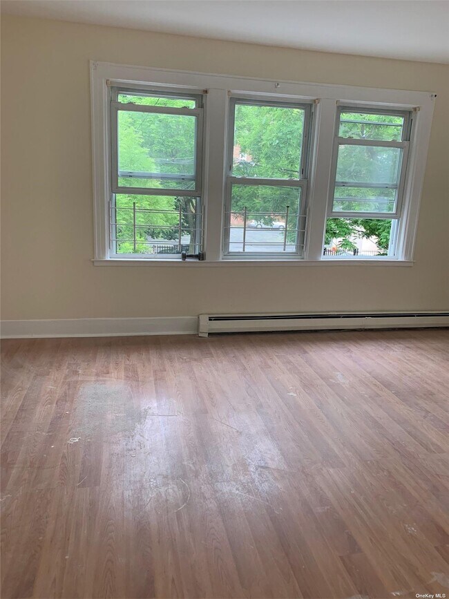 Foto del edificio - 88-56 Sabre St