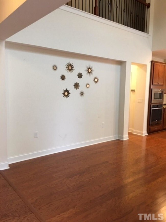 Building Photo - 512 Rockcastle Dr