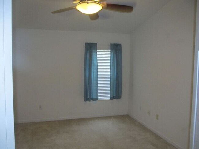 Foto del edificio - TERRIFIC 3 BDRM TOWNHOUSE FOR RENT IN GATE...