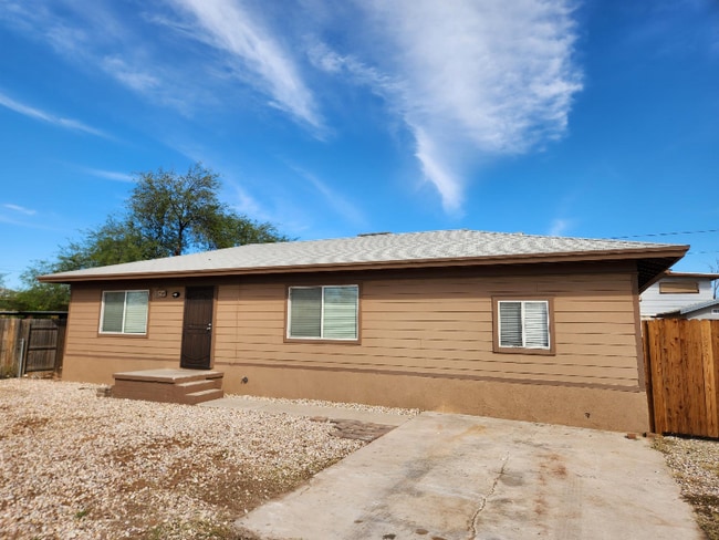 Foto del edificio - 216 N Casa Grande Ave