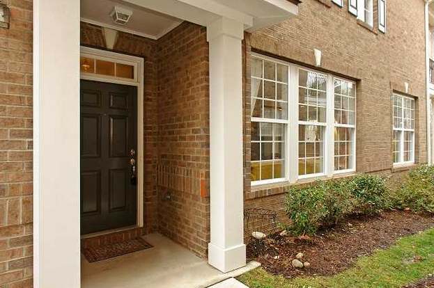 Photo - 130 Longchamp Ln House