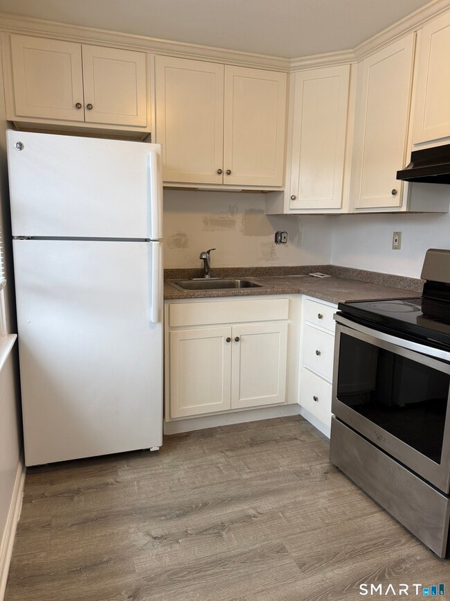 Building Photo - 75 E New St