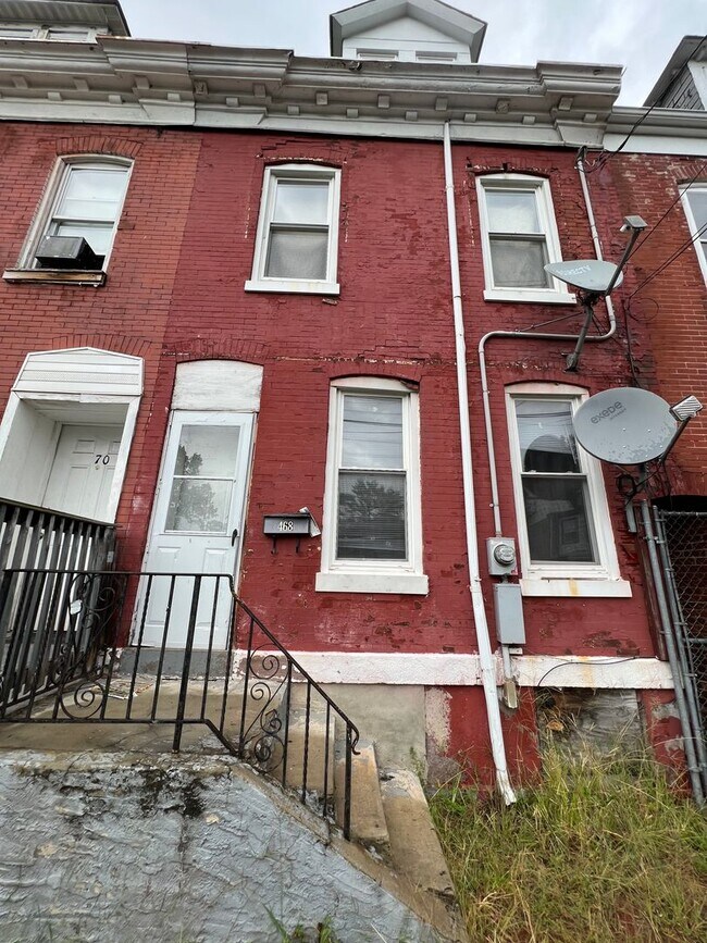 Foto del edificio - 468 W Hanover St