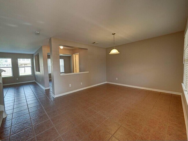 Building Photo - 2303 Crossmill Ln