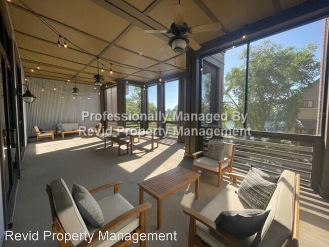 Building Photo - 1 br, 1 bath House - 700 Harbor Bend Rd. #103
