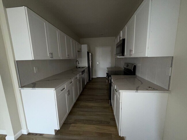 Foto del edificio - 5909 Cates Ave