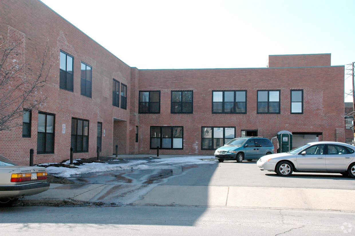 Primary Photo - 523-535 2nd Ave