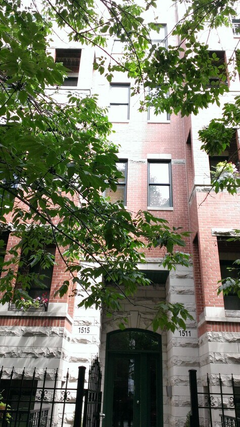 Primary Photo - 1511 N Hudson Ave