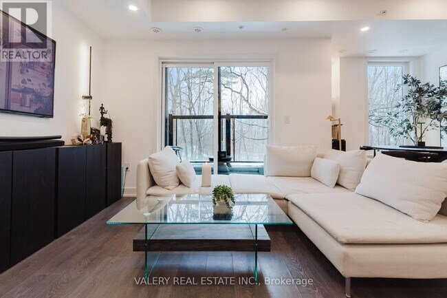 Photo du bâtiment - 3492 Widdicombe Way