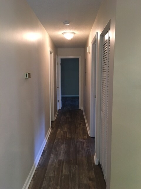 Foto del edificio - Rolling Hills Condo