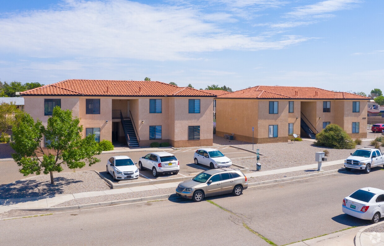 Building Photo - 4323 Sabana Loop