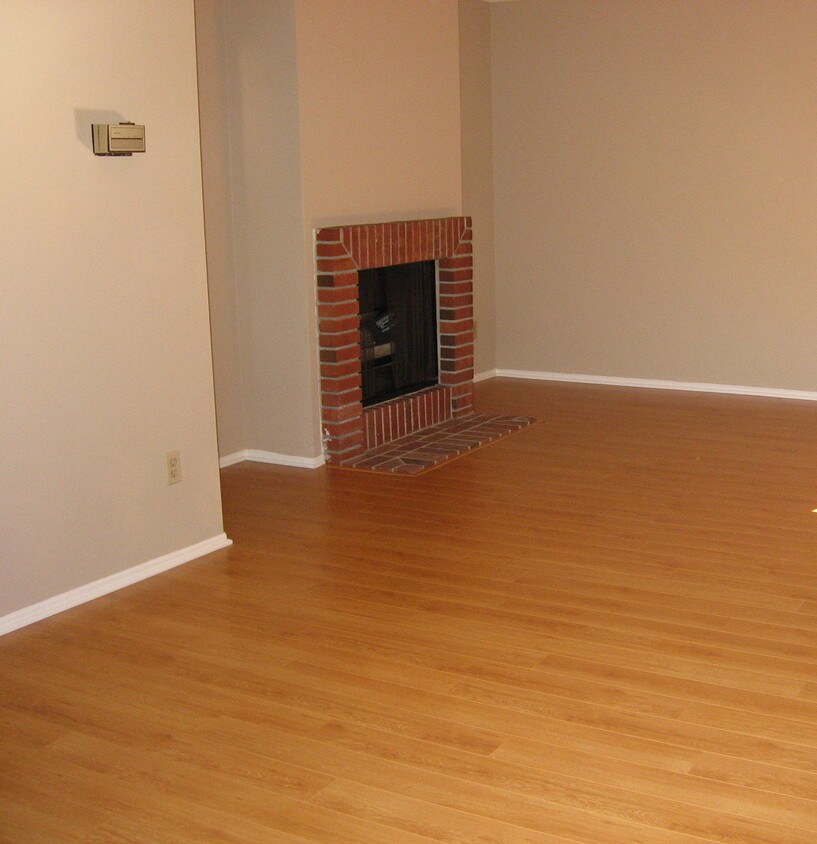 Foto del edificio - 10745 Kling St