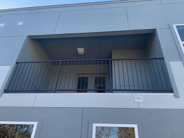 Building Photo - 1420 E Arlington Ave