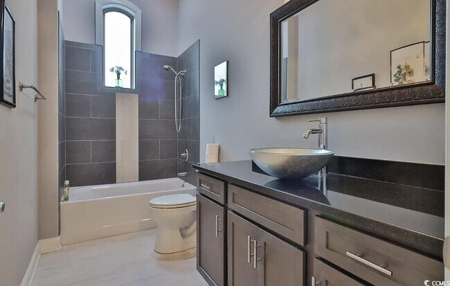 Foto del edificio - 1065 Wigeon Dr