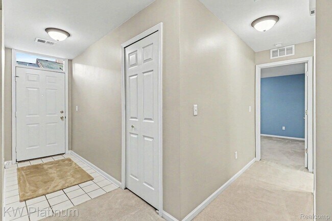 Foto del edificio - 16531 Covington Dr