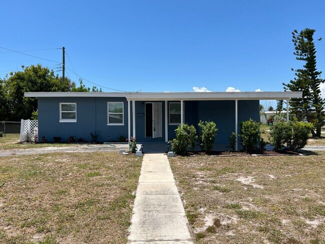 Building Photo - $1,550 * Annual * Fully Remodeled * 2 Bed ...