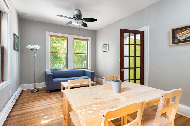 Sala de estar/comedor - 410 Norfolk St