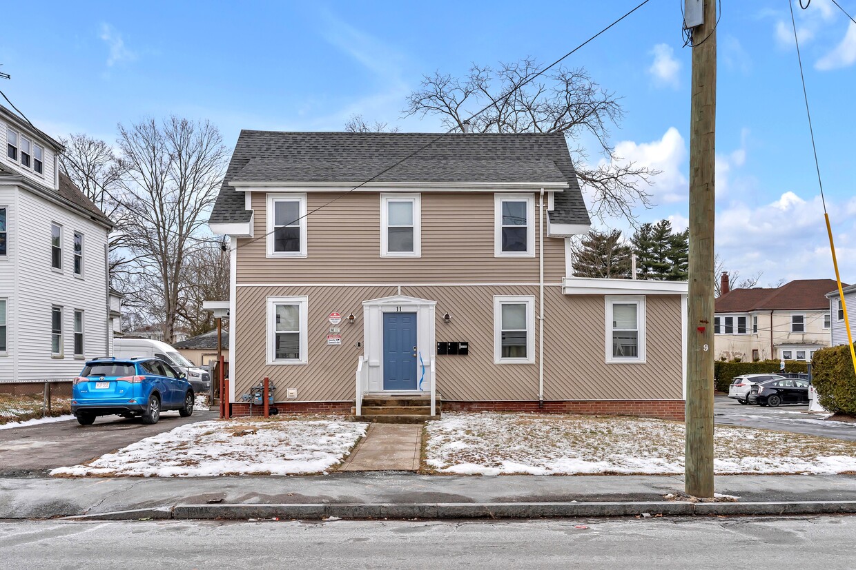 Photo - 11 Brett St (Brockton, MA)