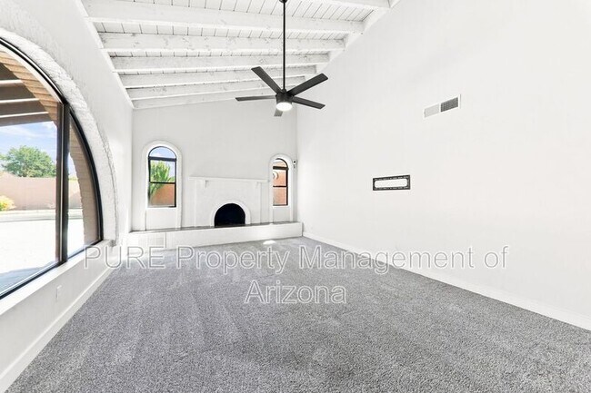 Foto del edificio - 7218 E Harmont Dr
