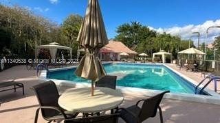 Foto del edificio - 10111 W Sunrise Blvd