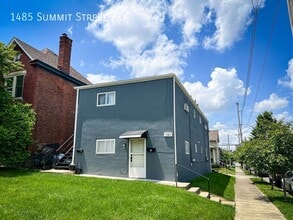 Building Photo - 1485 Summit St