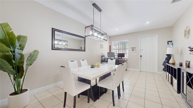 Foto del edificio - 12808 SW 132nd Terrace