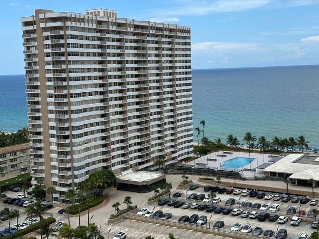 Building Photo - 1985 S Ocean Dr