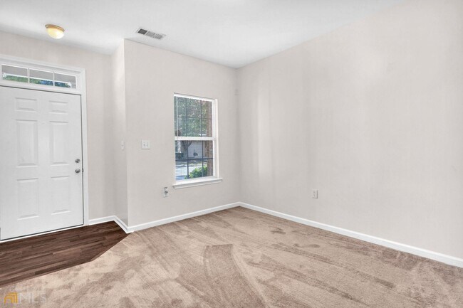 Building Photo - 2522 Laurel Cir NW