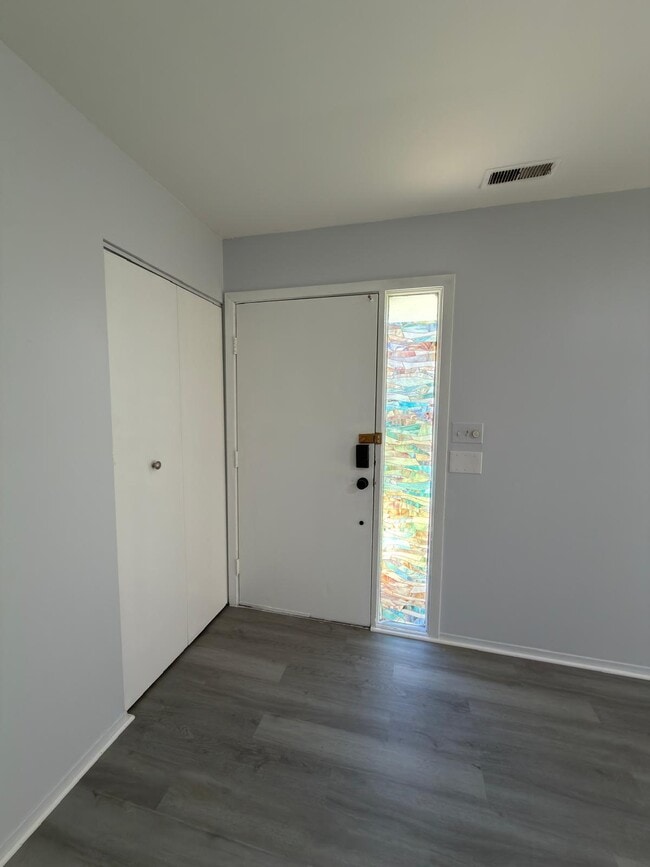 Foto del edificio - 1326 N Shadow Lake Ter