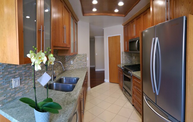 Foto del edificio - 1240 S Corning St