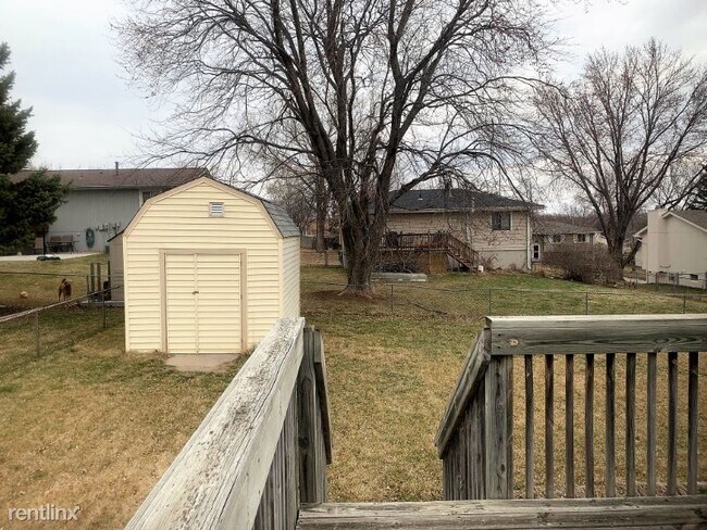 Building Photo - 3 br, 2 bath House - 14610 Gertrude St