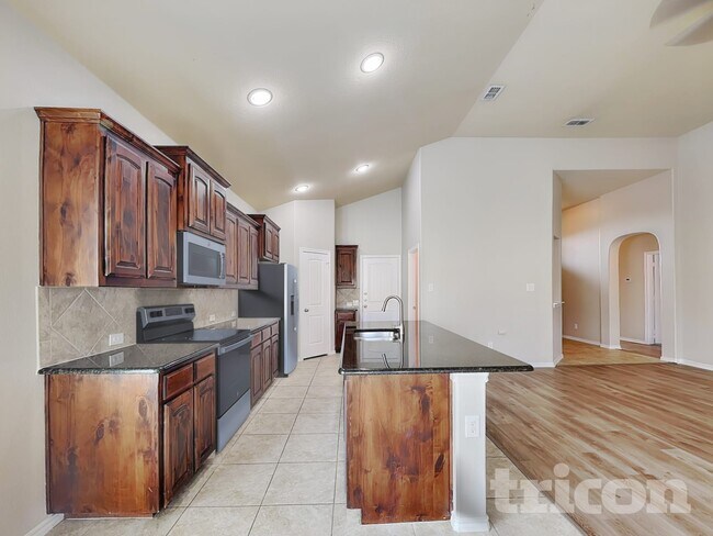 Foto del edificio - 1212 Ashley Dr