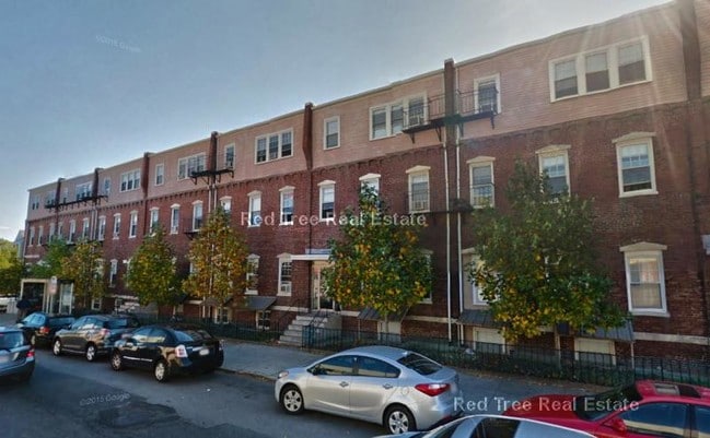 Building Photo - 160 N Beacon St